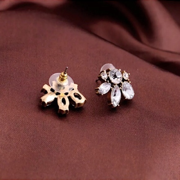 NEW-Statement Earrings-Bridal- STUD EARRINGS CRYSTAL #311 - Picture 3 of 3
